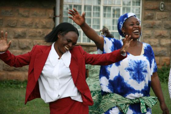 381635_2770876909066_582025788_n