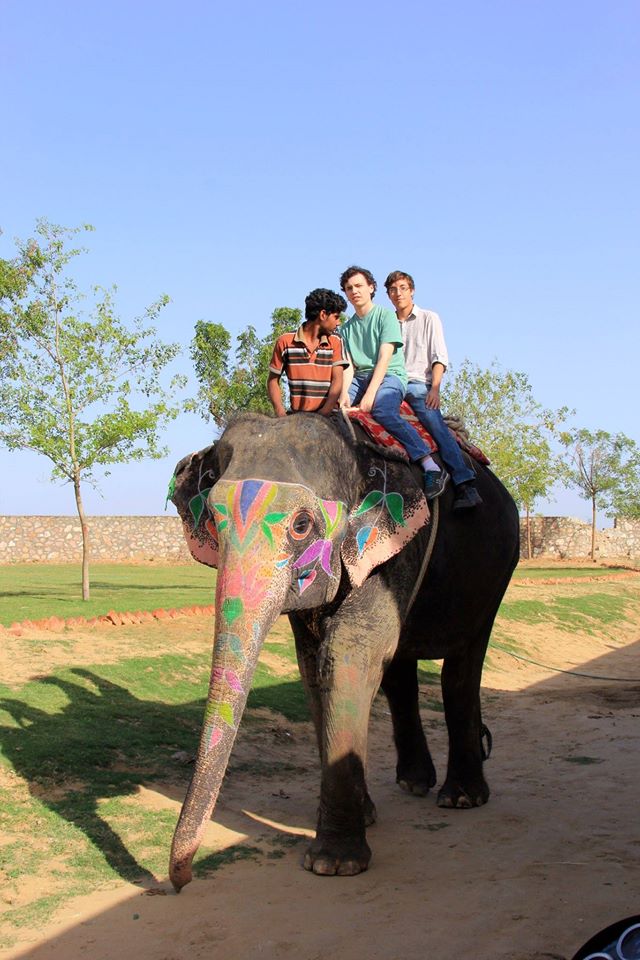 1891325_886815944703761_6447842016748996322_o